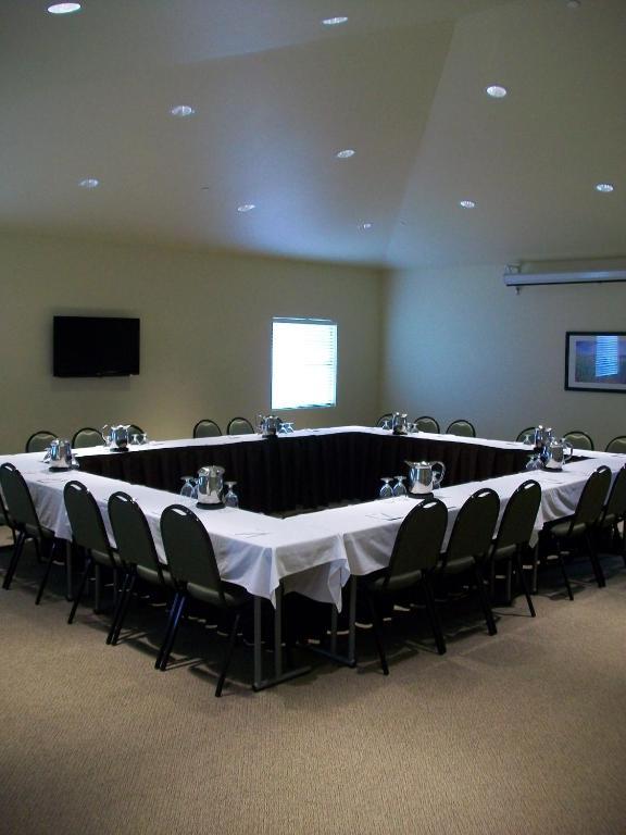 Ledgestone Hotel Yakima Esterno foto