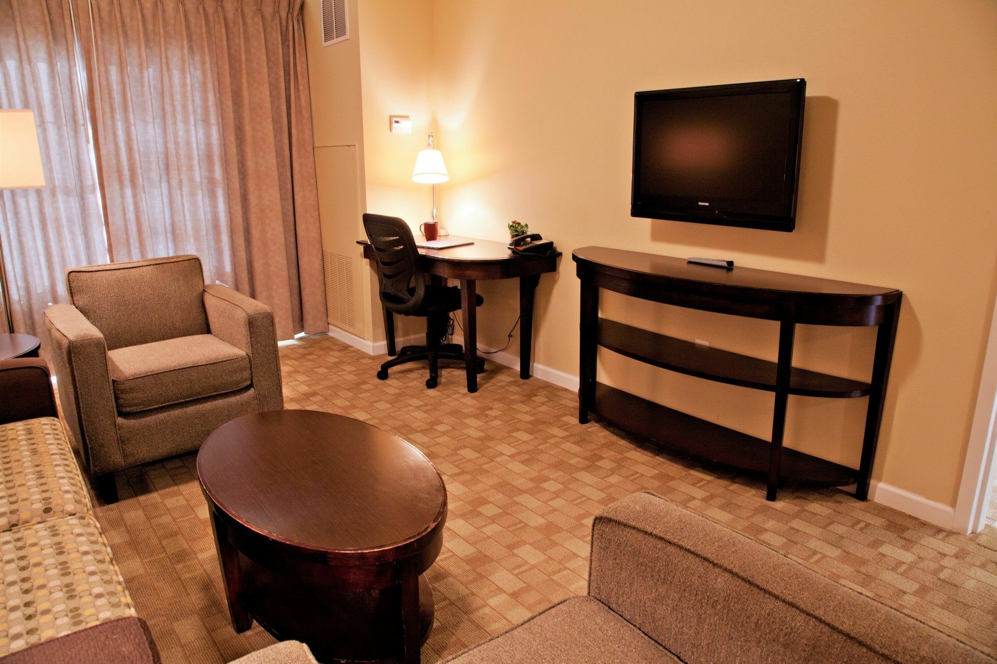 Ledgestone Hotel Yakima Esterno foto